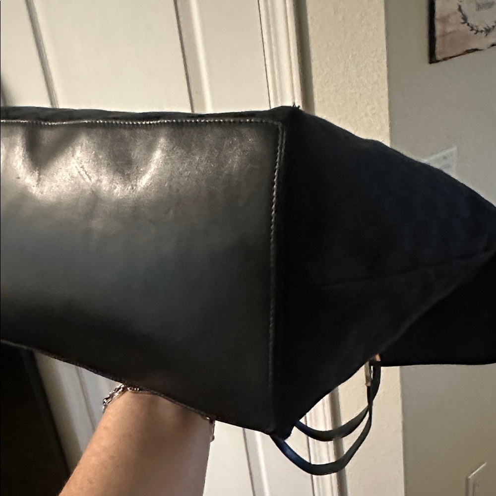 GUCCI 🖤 Black Monogram GG Canvas Vintage Tote black-gold 16x15x6 inch Authentic - Picture 5 of 11